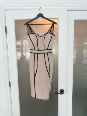 Rinascimento Nude Dress with Black Contrast Piping